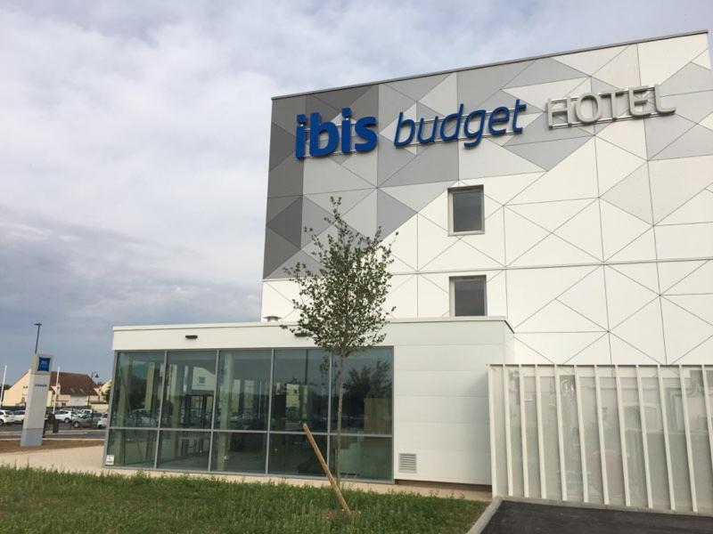 Ibis Budget Beauvais Aeroport Esterno foto